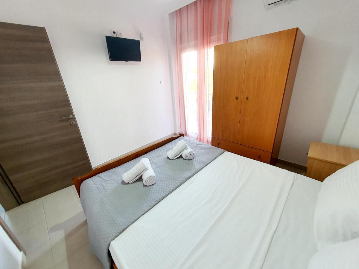 Cozy & Cool Apartment N1 30M From Sea Nea Kallikrateia Exterior foto