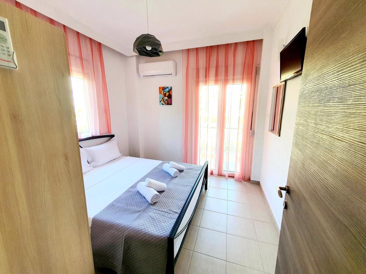 Cozy & Cool Apartment N1 30M From Sea Nea Kallikrateia Exterior foto
