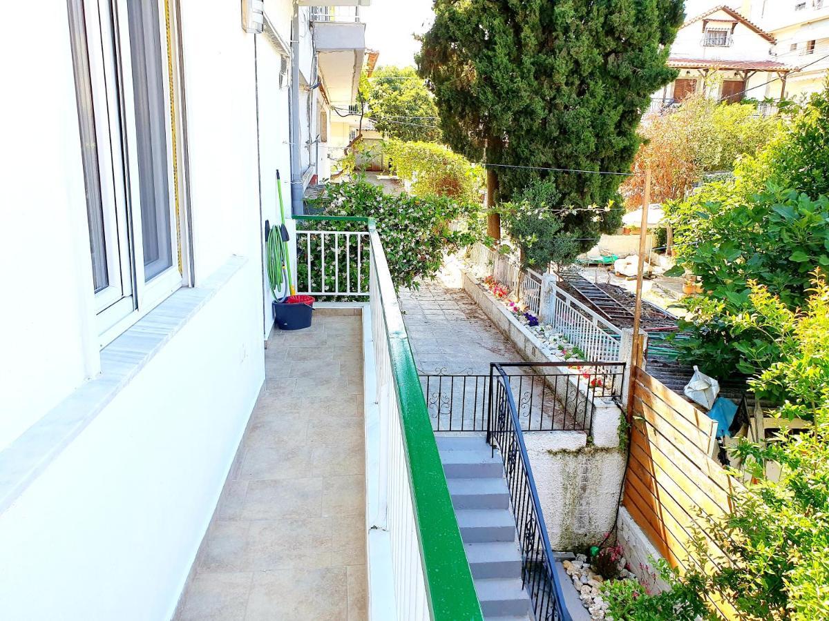 Cozy & Cool Apartment N1 30M From Sea Nea Kallikrateia Exterior foto